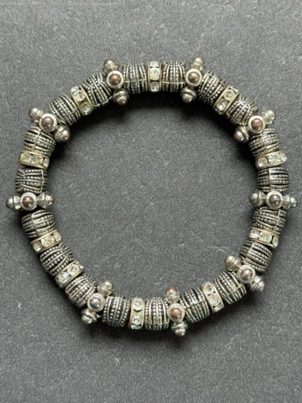 VINTAGE Two-Tone Stretch Bead Bracelet Antique Details Bohemian Southwest
